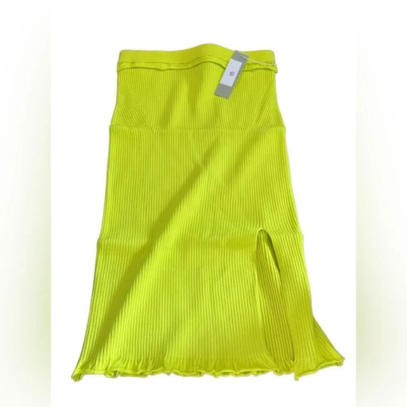 NWT One Grey Day Revolve Anthro pencil skirt Highlighter yellow 80s vibes - Picture 1 of 3
